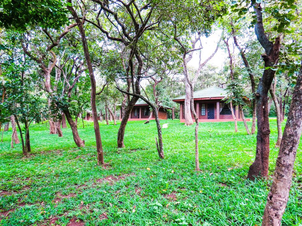 Woodlands Lilongwe Hotel ภายนอก รูปภาพ