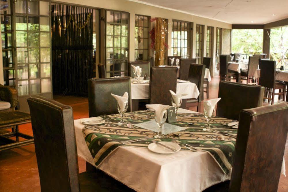 Woodlands Lilongwe Hotel ภายนอก รูปภาพ